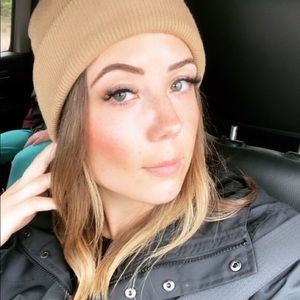 Meet your Posher, Krisitna